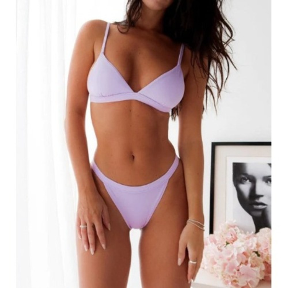 Love Loren Women's Lavender Libi Triangle Top & Cheeky Bottom Set Size L NWT